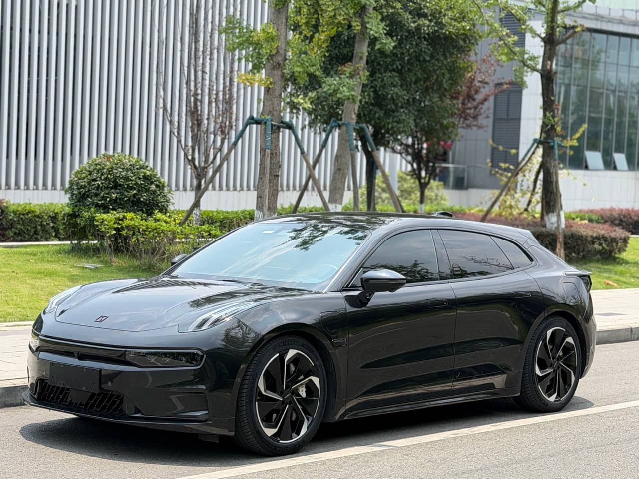 2022 Zeekr Zeekr 001; curated vehicle image