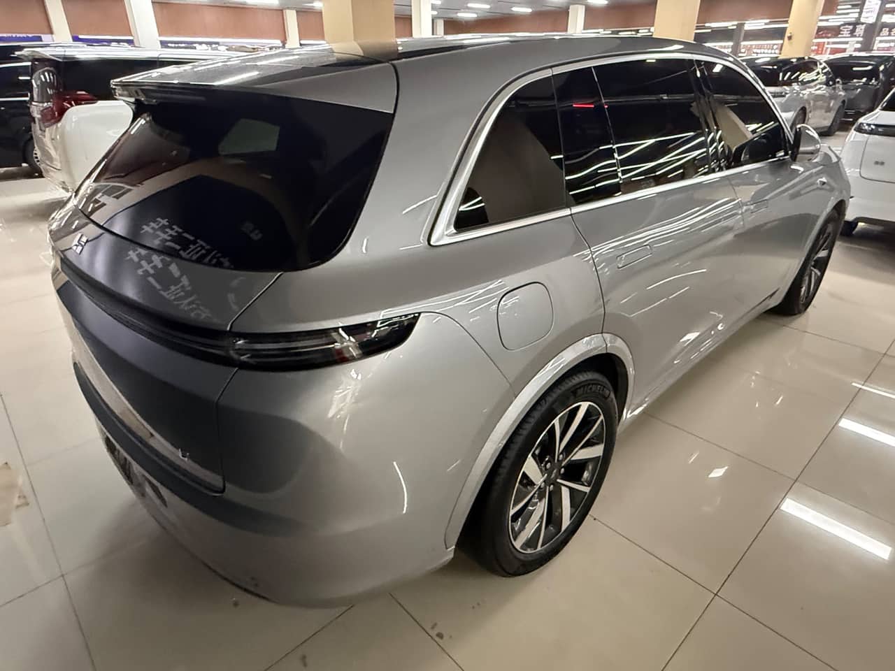 2023 Li Auto L7; curated vehicle image