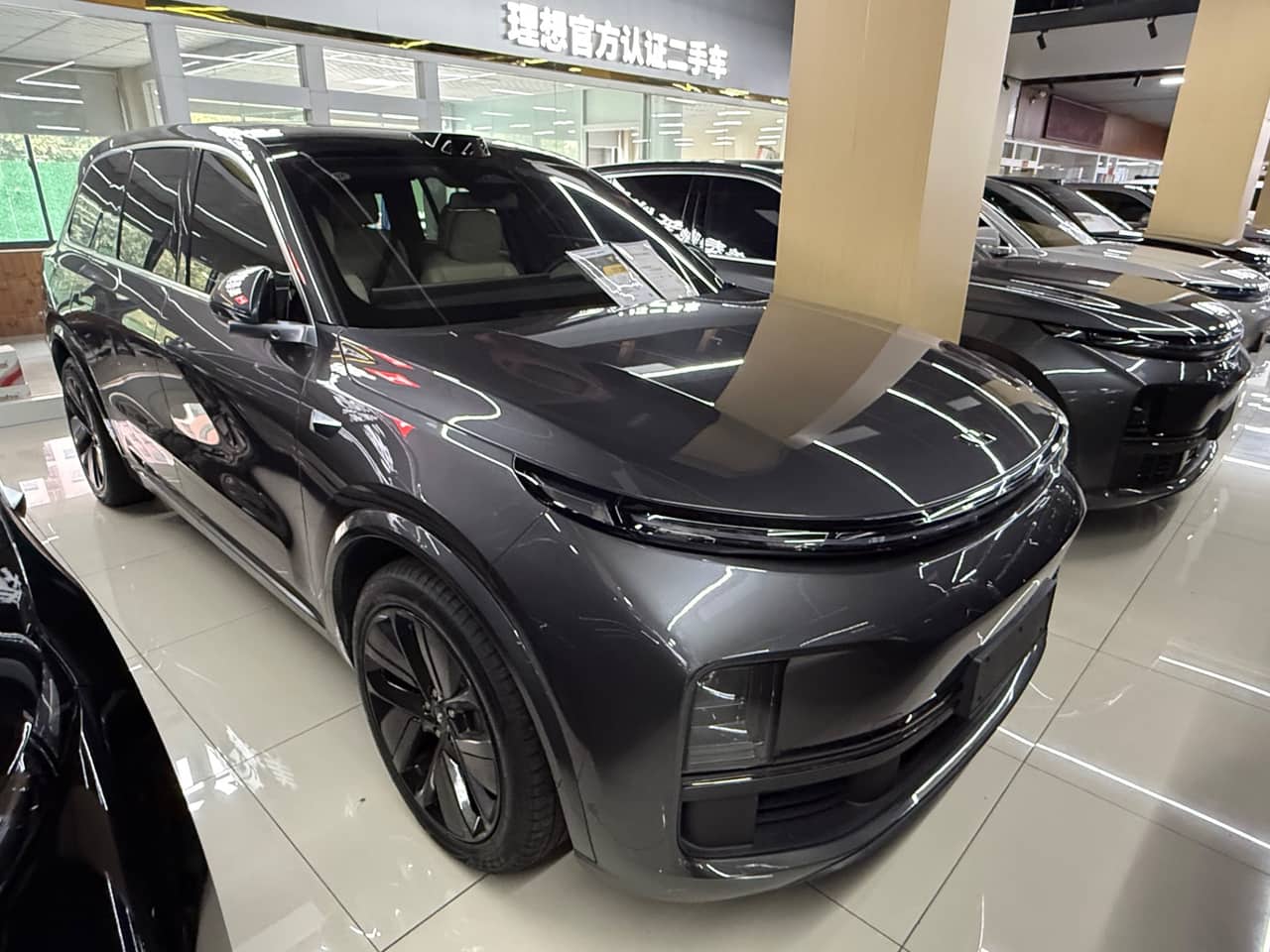 2022 Li Auto L9; curated vehicle image