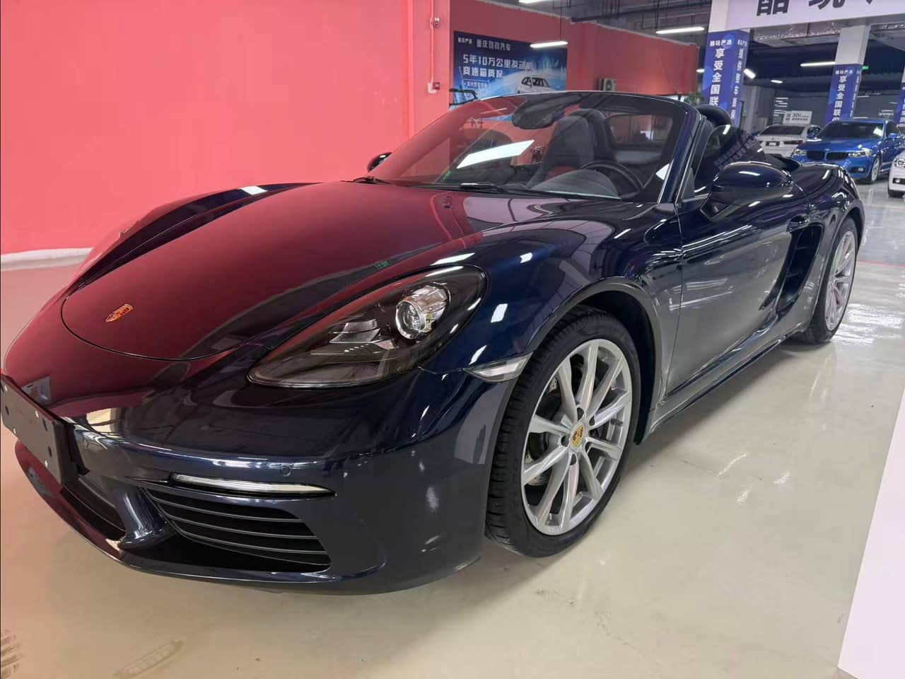 2020 Porsche 911; curated vehicle image
