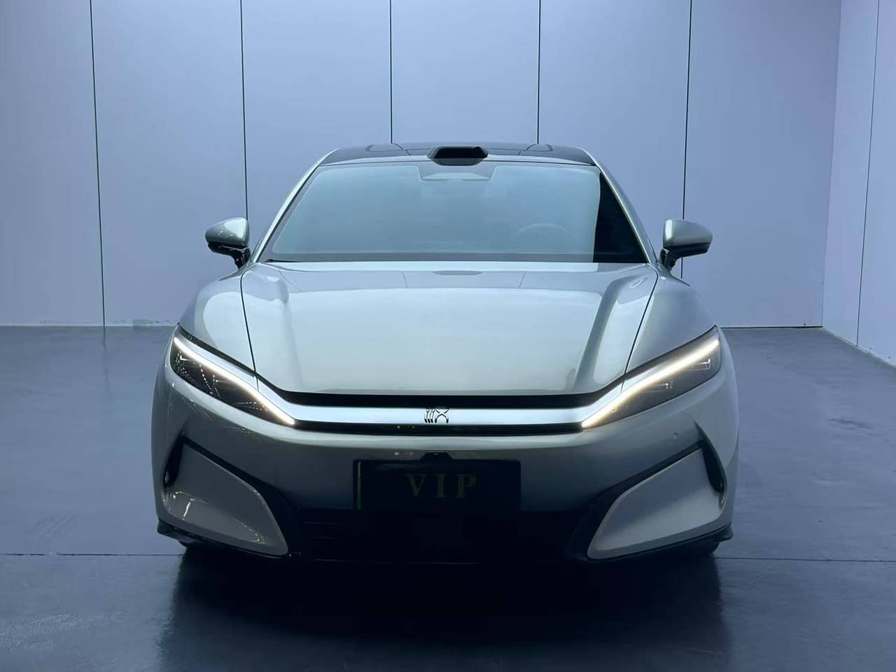 2025 BYD Han L; curated vehicle image
