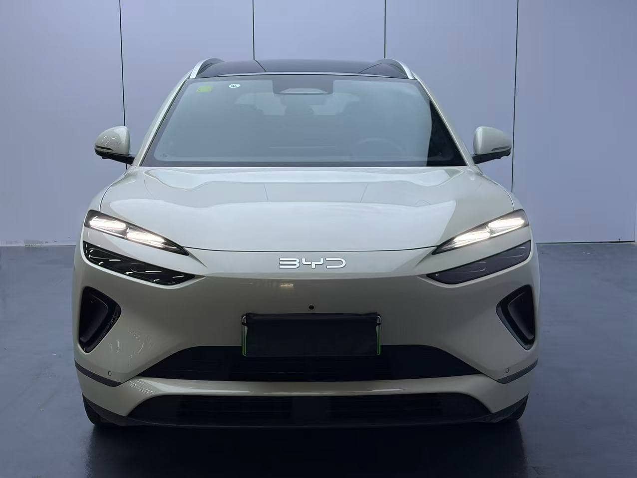 2025 BYD Sealion 06; curated vehicle image