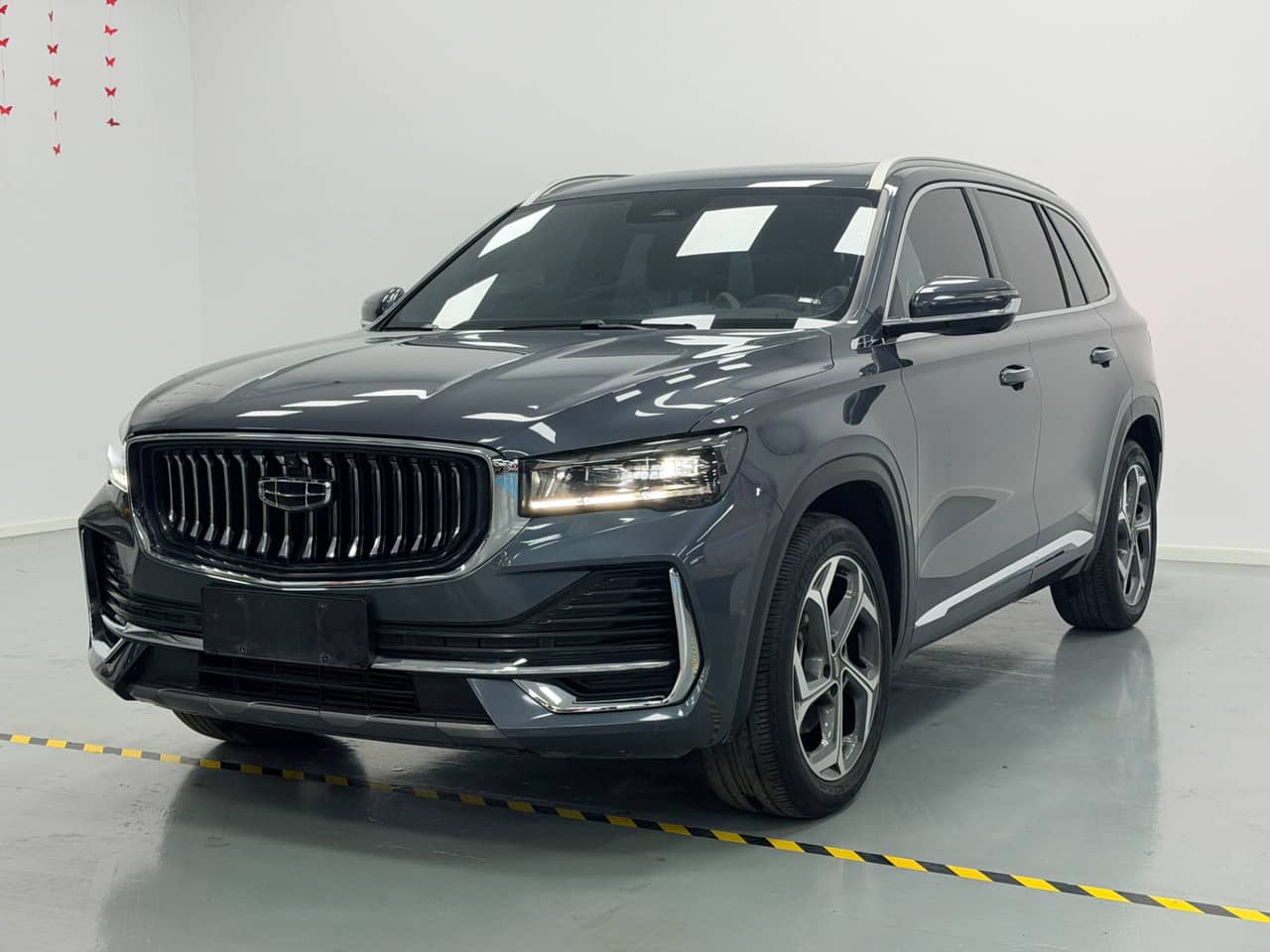 2023 Geely Xingyue L; curated vehicle image