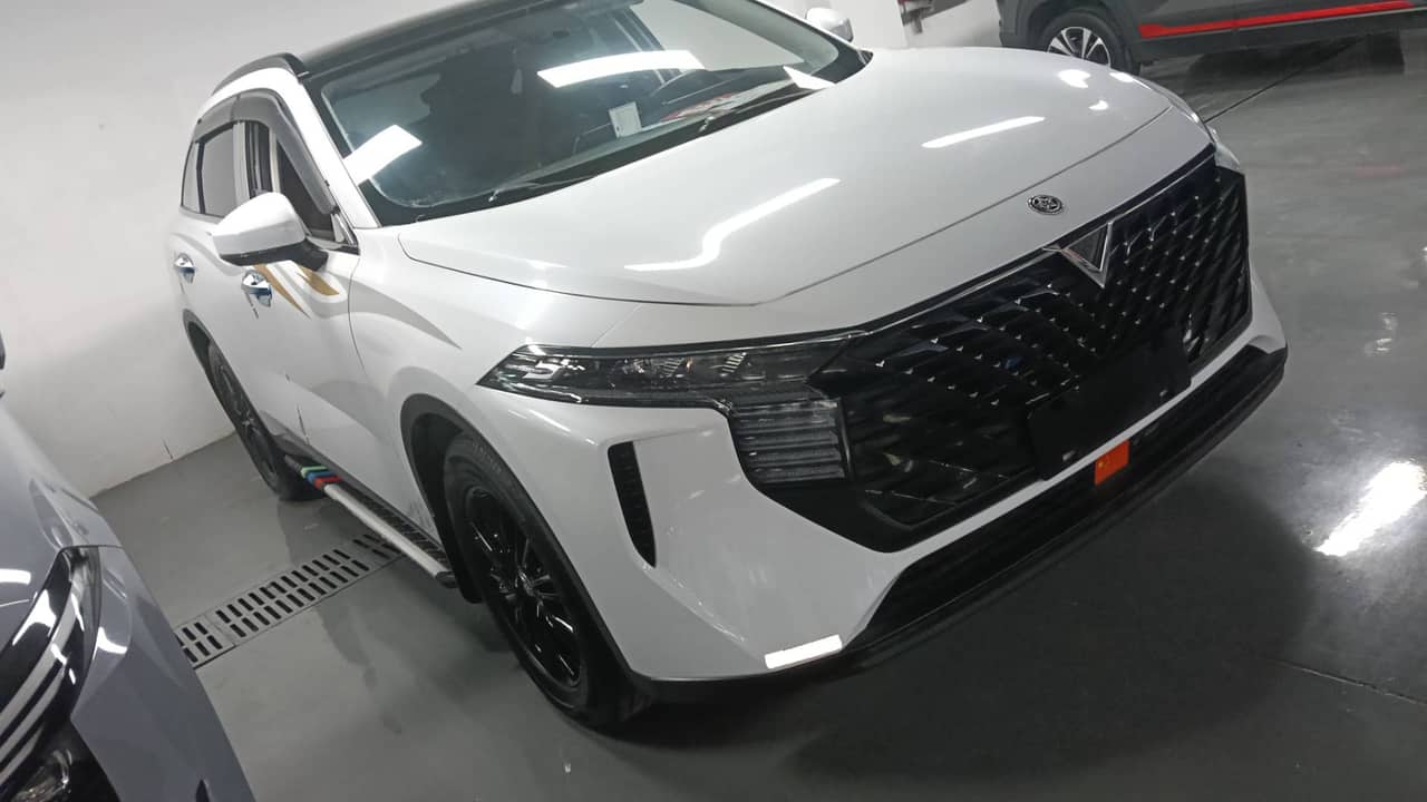 2023 Venucia Da-V; curated vehicle image