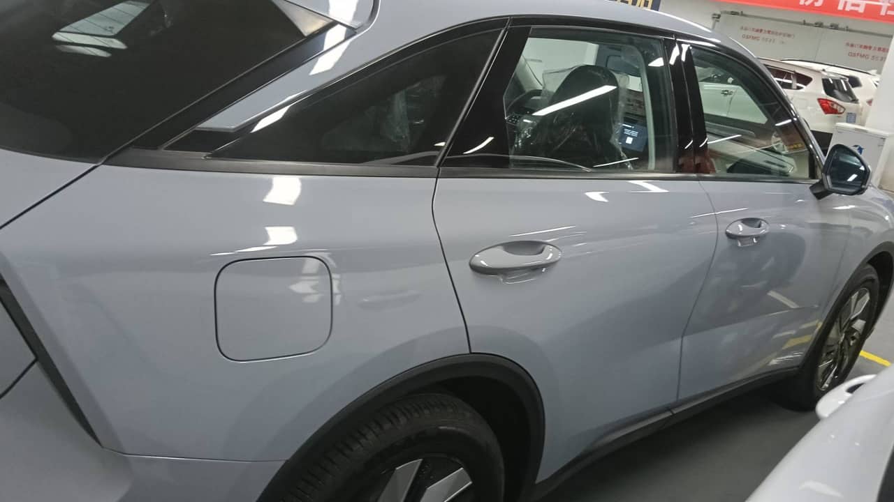 2023 Venucia Da-V; curated vehicle image