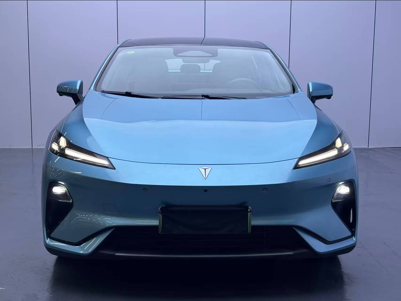 2024 DEEPAL L07; curated vehicle image