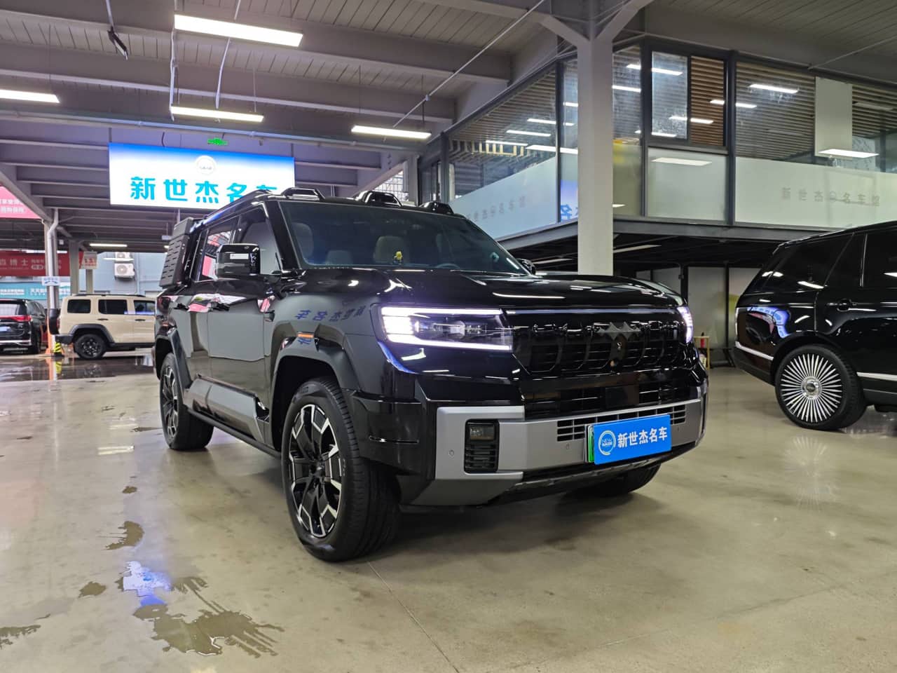 2024 FANGBAO Leopard 8; curated vehicle image