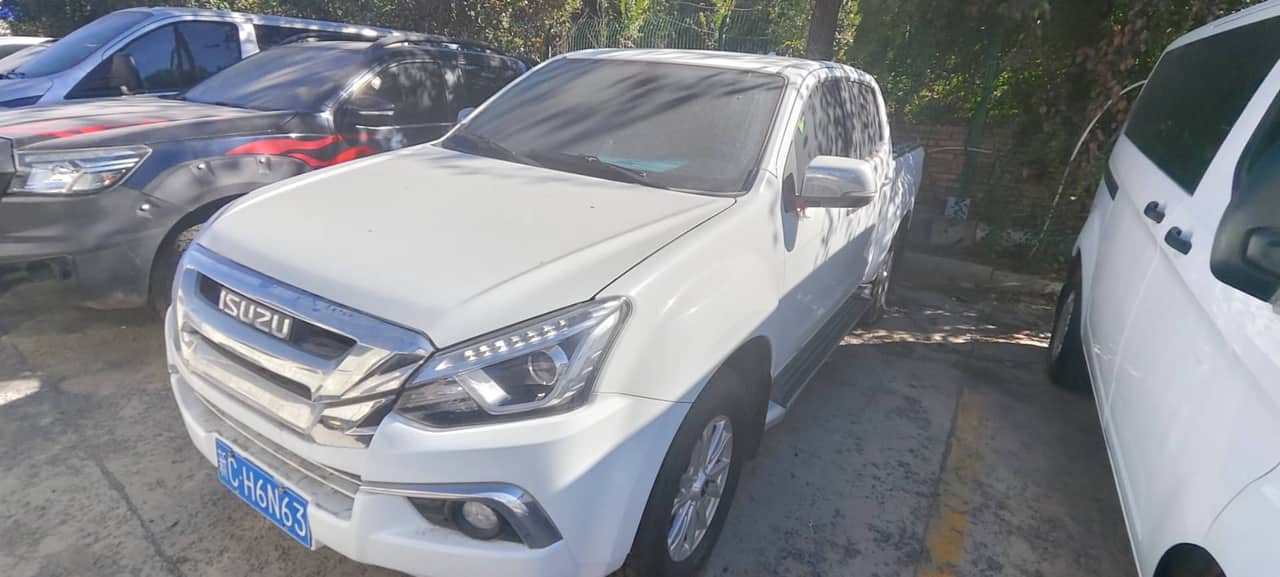 2020 Isuzu D-MAX; curated vehicle image