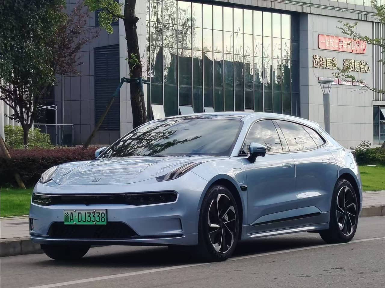 2022 Zeekr Zeekr 001; curated vehicle image