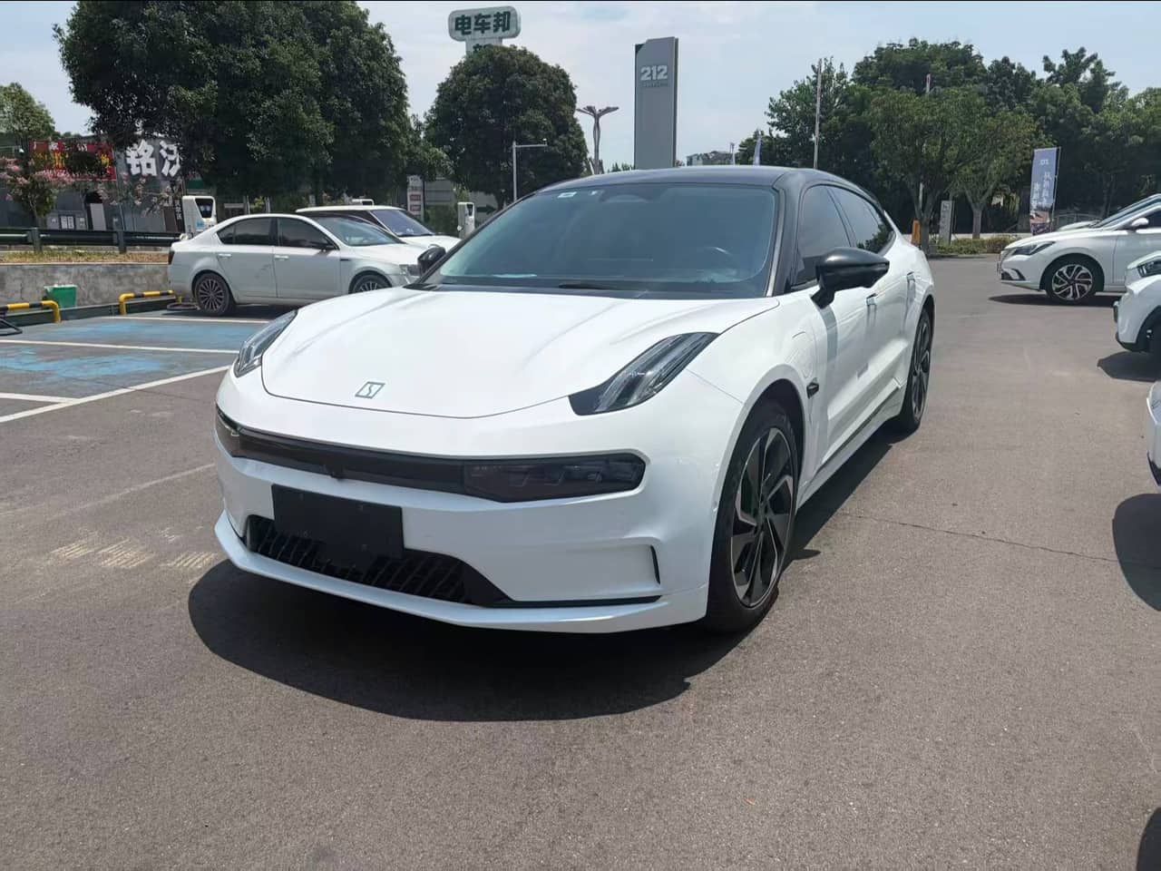 2022 Zeekr Zeekr 001; curated vehicle image