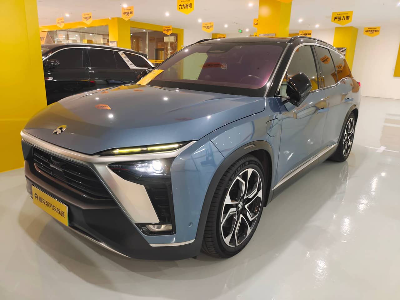 2020 NIO ES8; curated vehicle image