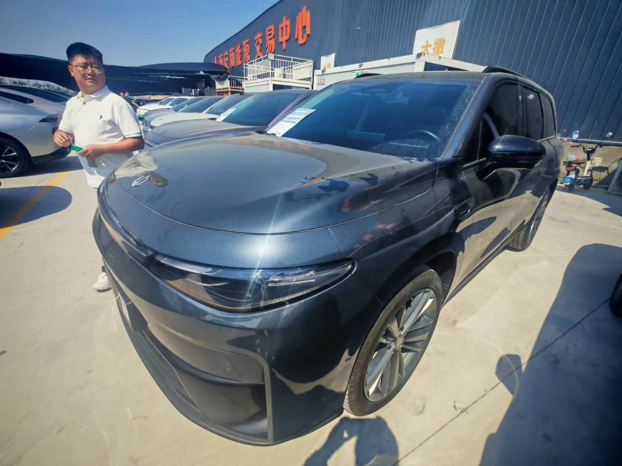 2025 Leapmotor C16; curated vehicle image