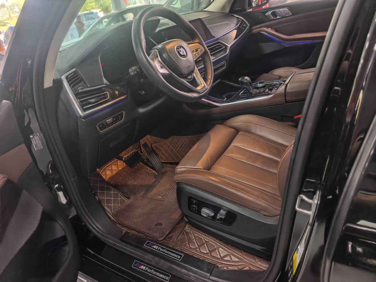 2020 BMW X7; curated vehicle image