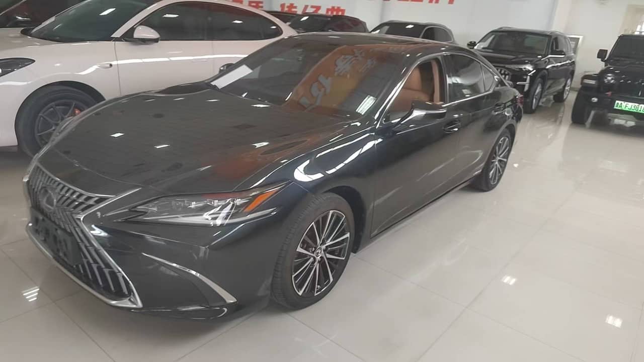 2022 Lexus ES; curated vehicle image