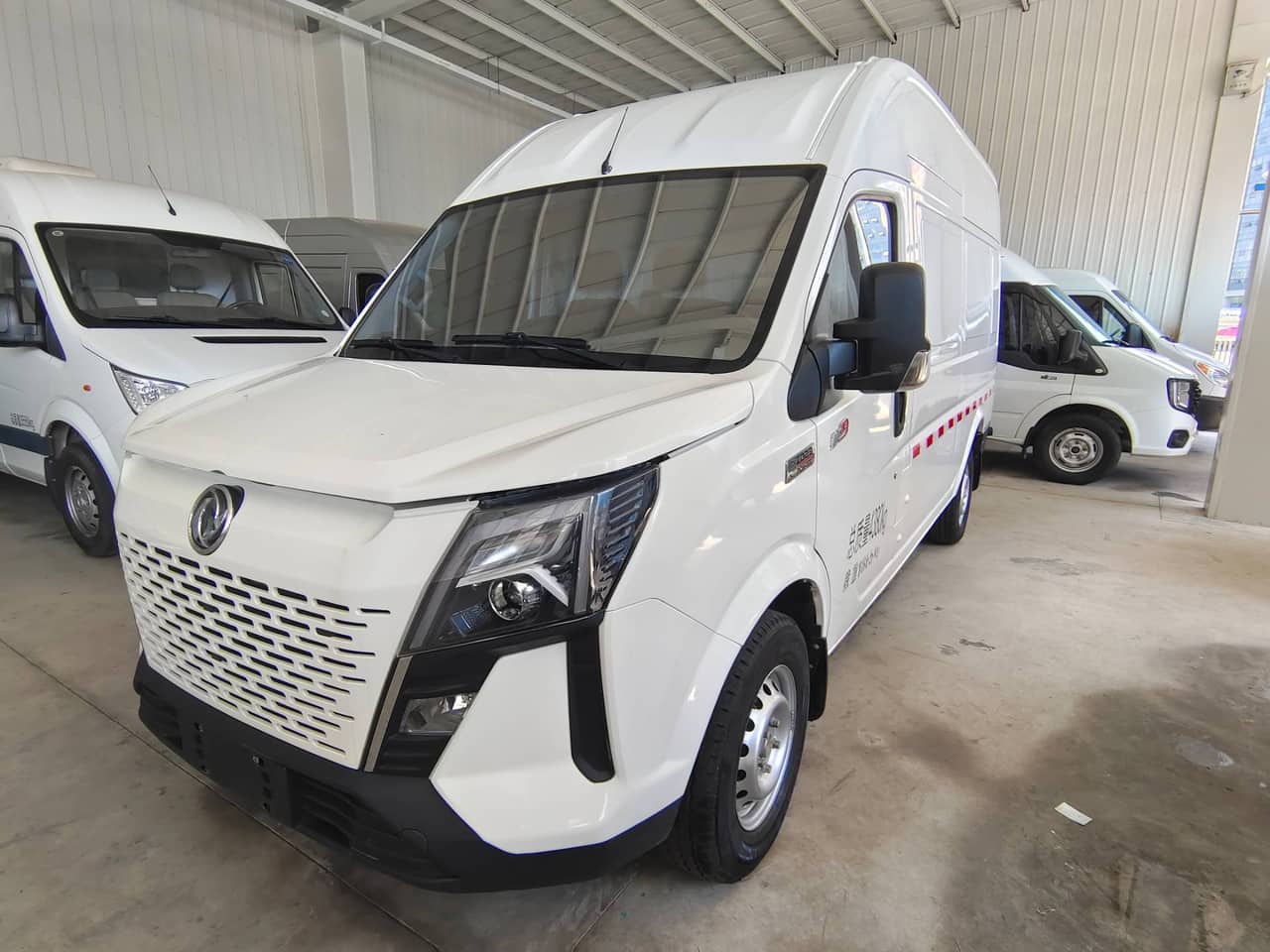2023 YUFENG Yufeng; curated vehicle image