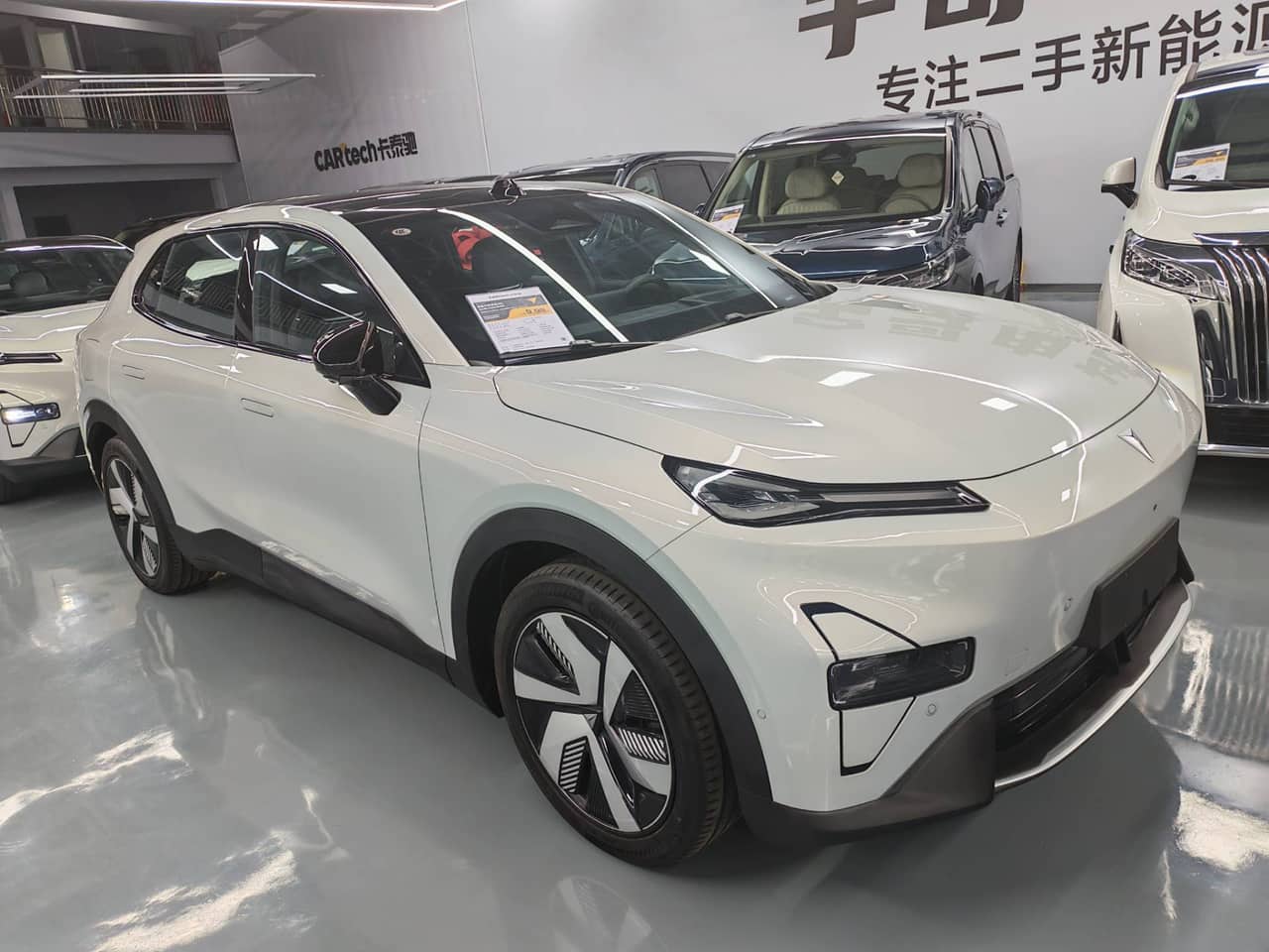 2024 DEEPAL S07; curated vehicle image