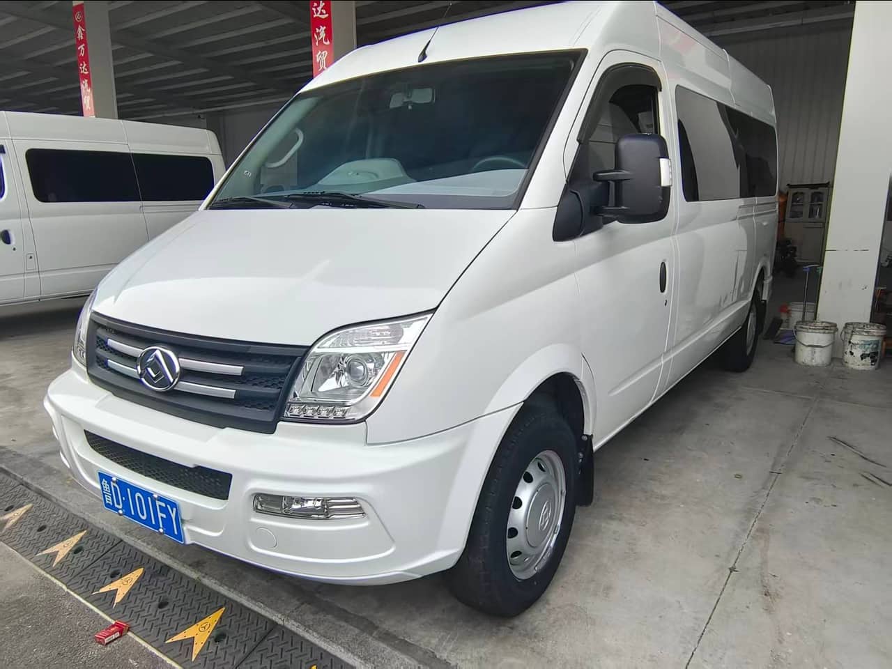 2021 Maxus New Gen V80; curated vehicle image