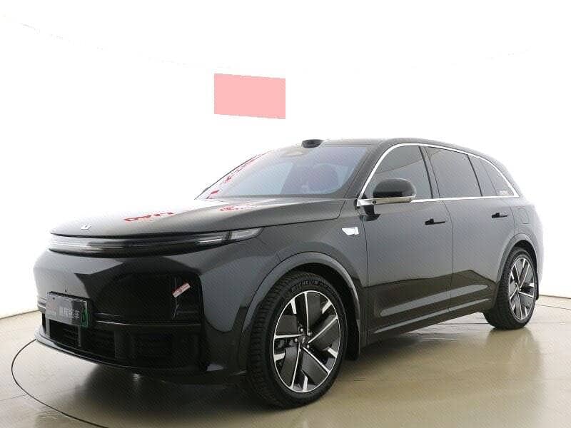 2025 Li Auto L7; curated vehicle image