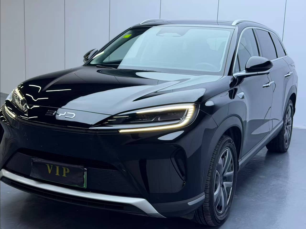 2025 BYD Sealion 07 DM-i; curated vehicle image