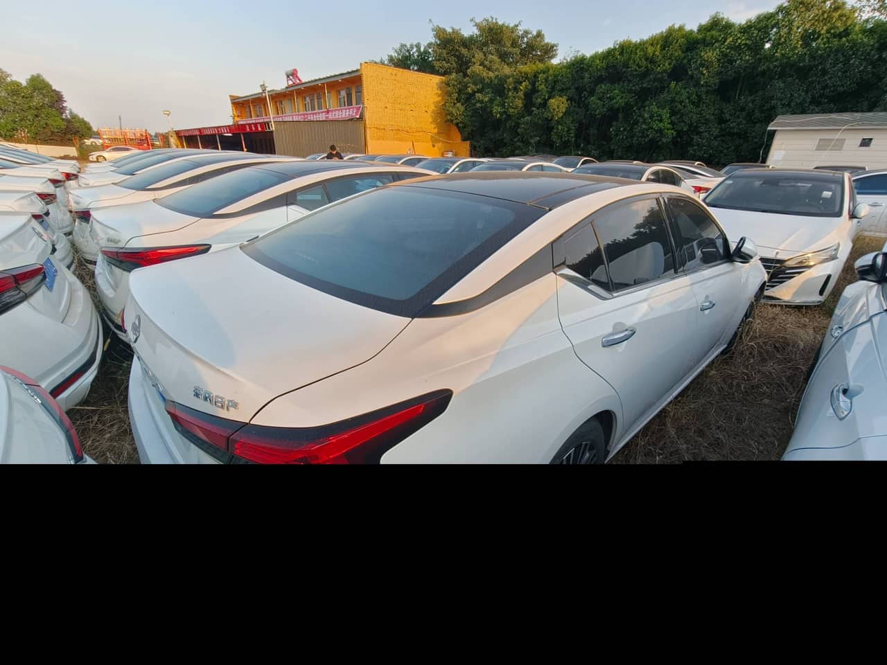 2023 Nissan Teana; curated vehicle image