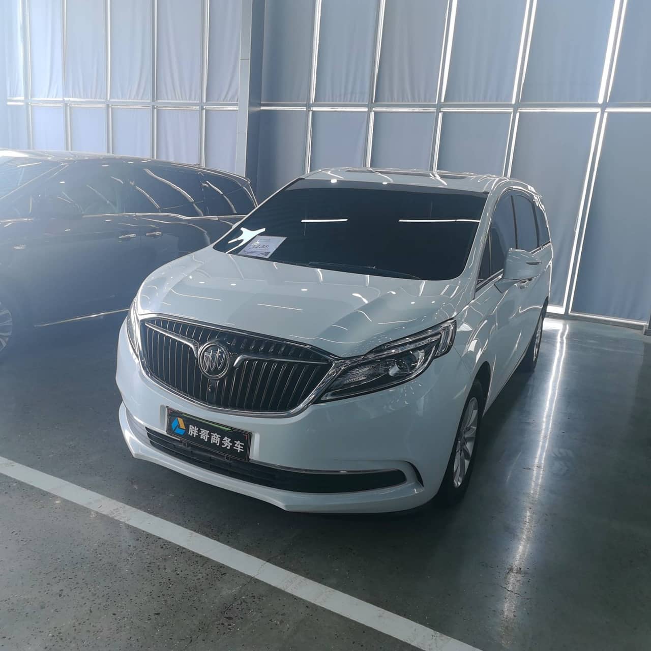 2020 Buick GL8; curated vehicle image
