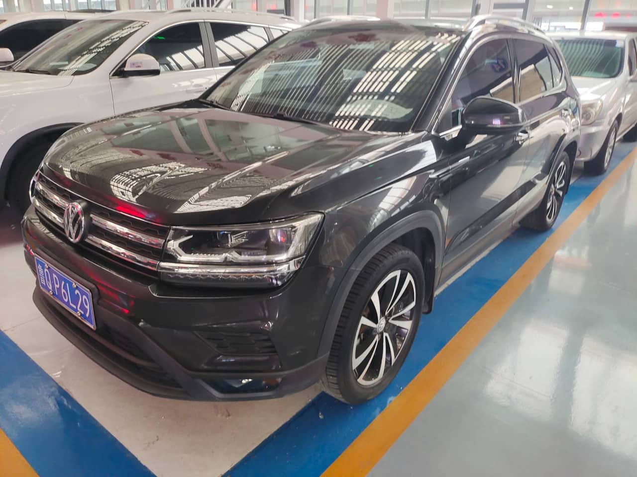 2019 Volkswagen Tharu; curated vehicle image