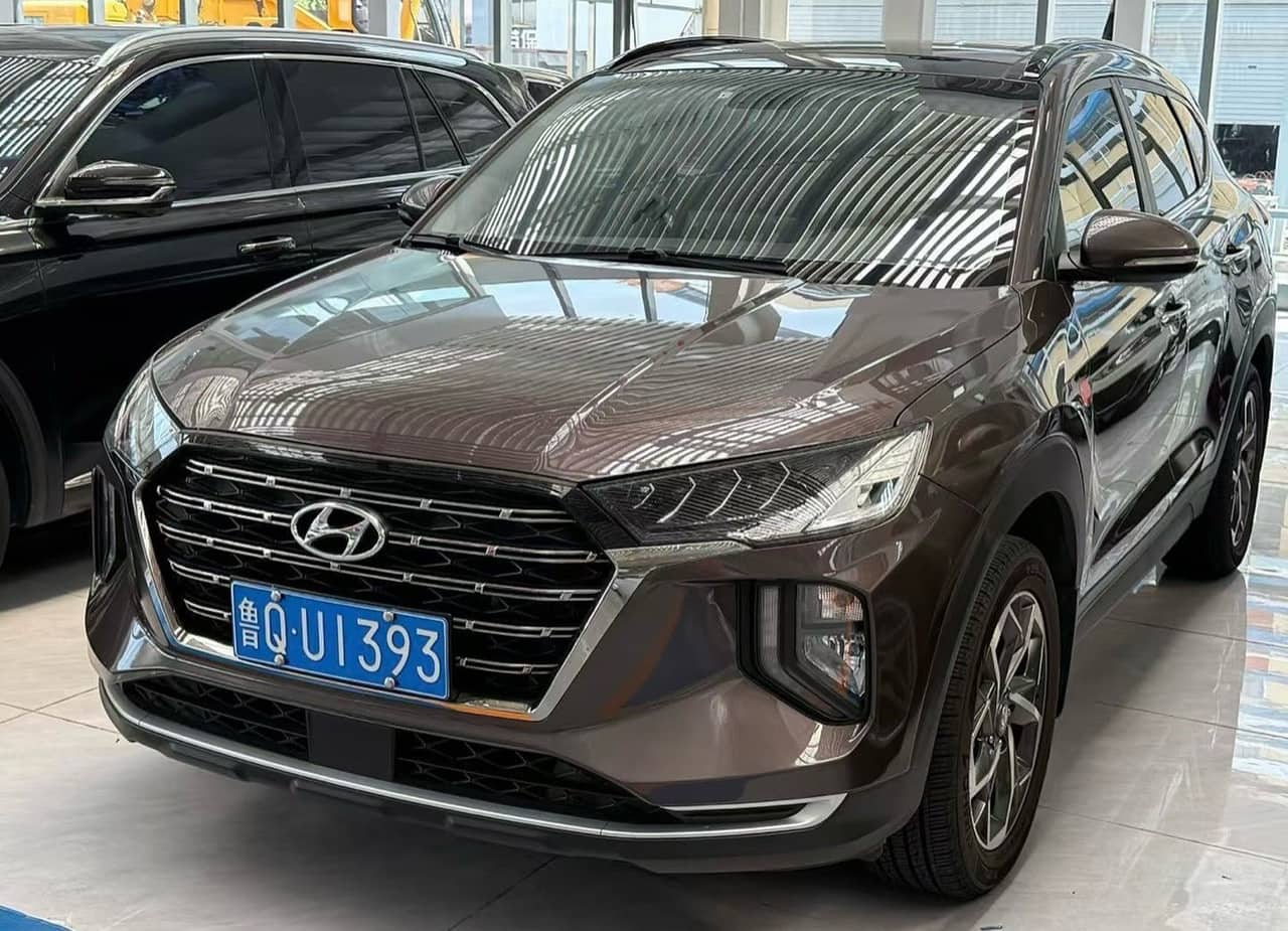 2020 Hyundai Tucson; curated vehicle image
