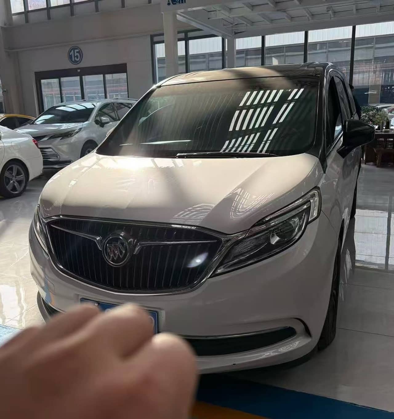 2020 Buick GL8; curated vehicle image