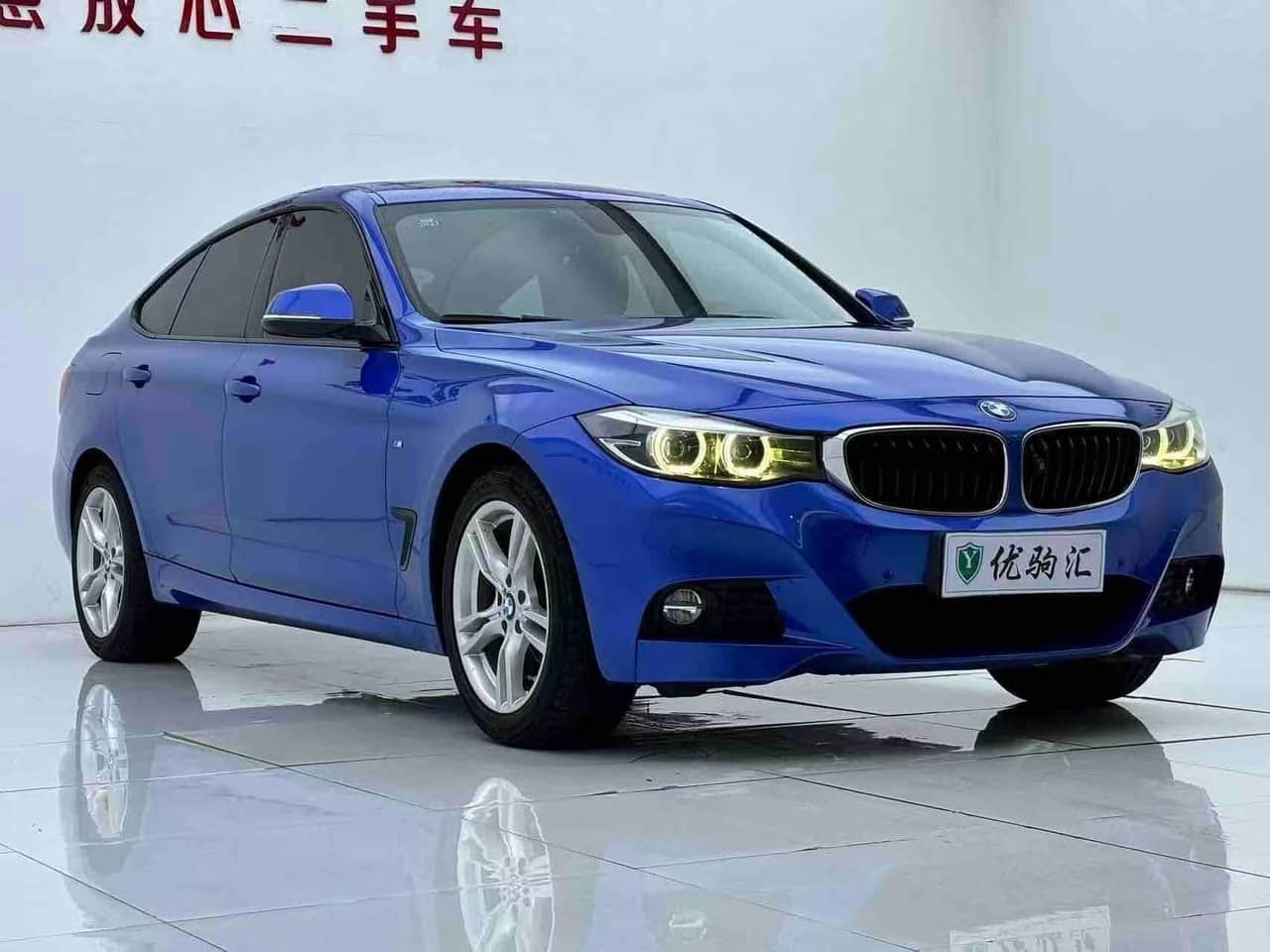 2019 BMW 3 Series GT; curated vehicle image