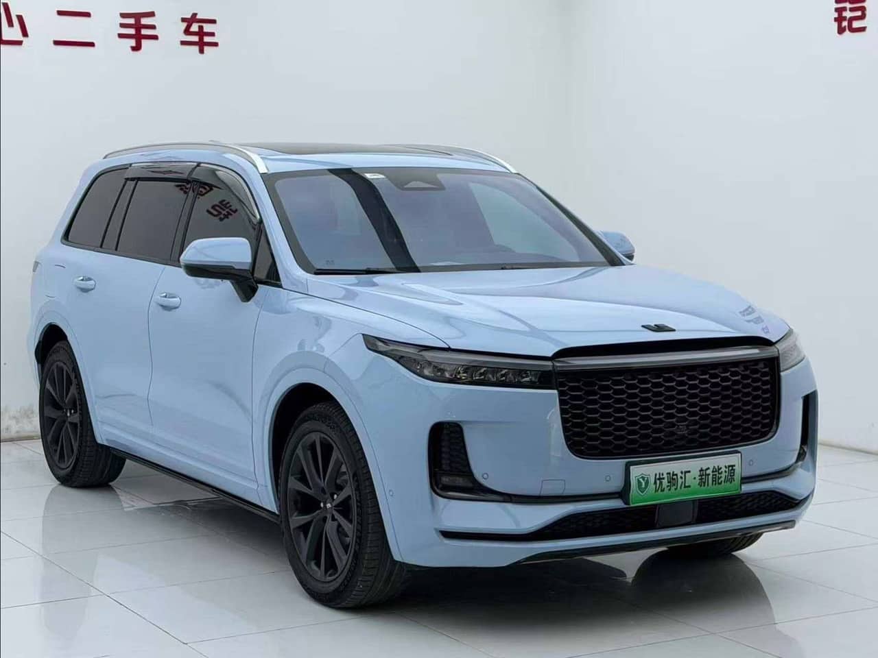 2022 Li Auto ONE; curated vehicle image