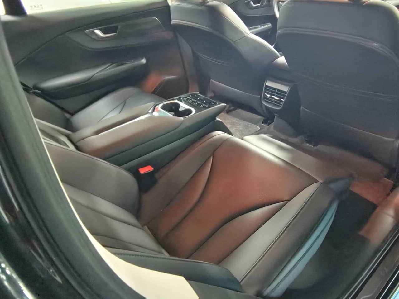 2021 HONGQI E-QM5; curated vehicle image