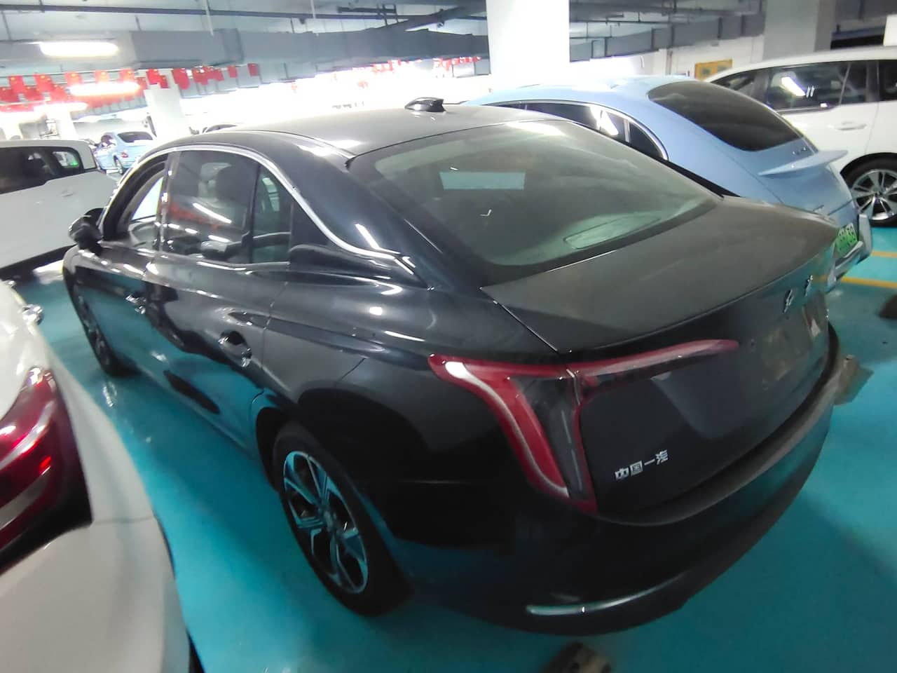 2021 HONGQI E-QM5; curated vehicle image