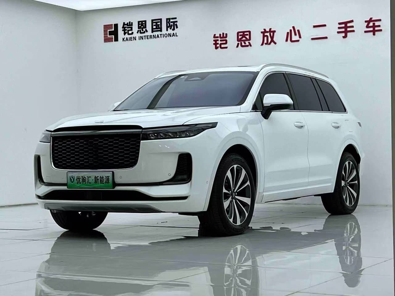 2022 Li Auto ONE; curated vehicle image