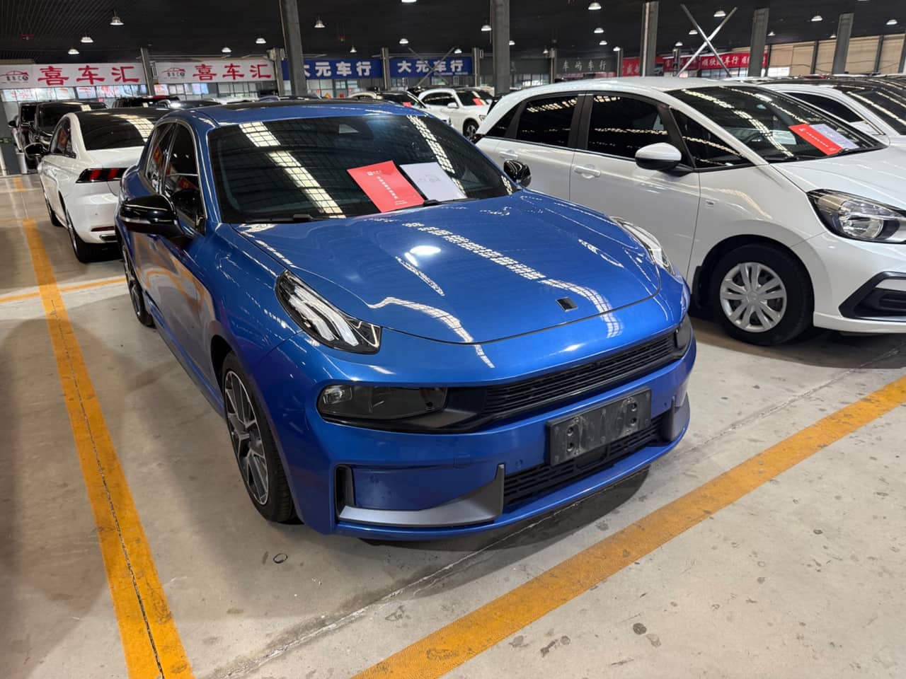 2019 Lynk & Co Lynk & Co 03; curated vehicle image