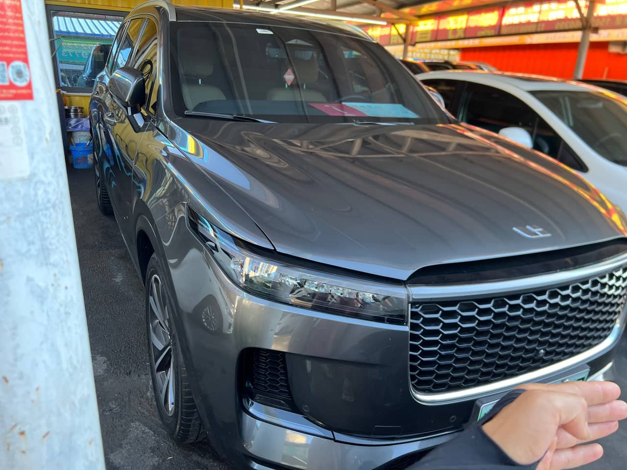 2022 Li Auto ONE; curated vehicle image