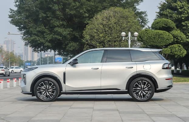 Changan Nevo Q07 215 Ultra PHEV photo 2