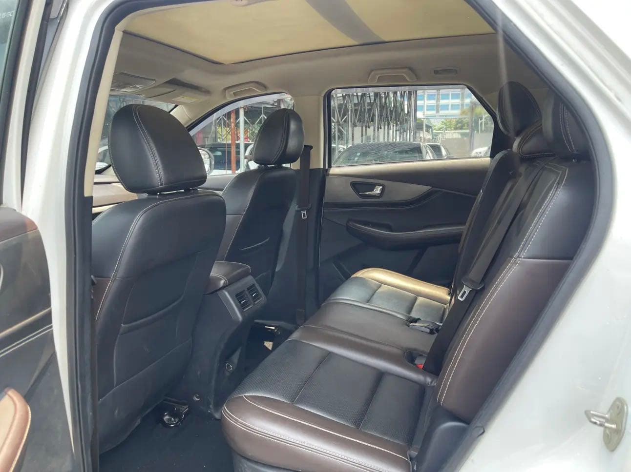 Dongfeng Fengguang S560 – 2018款 1.8L CVT Urban Type – 7-seater photo 9