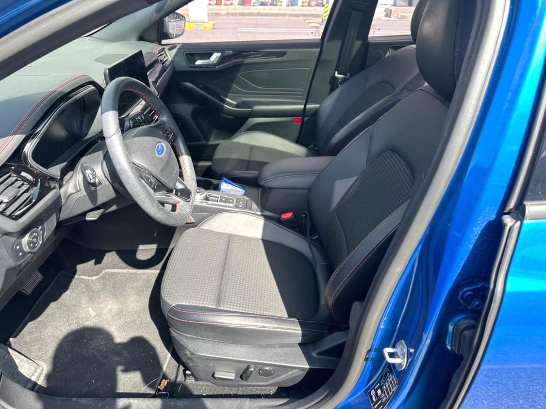 2021 Ford Focus photo 10