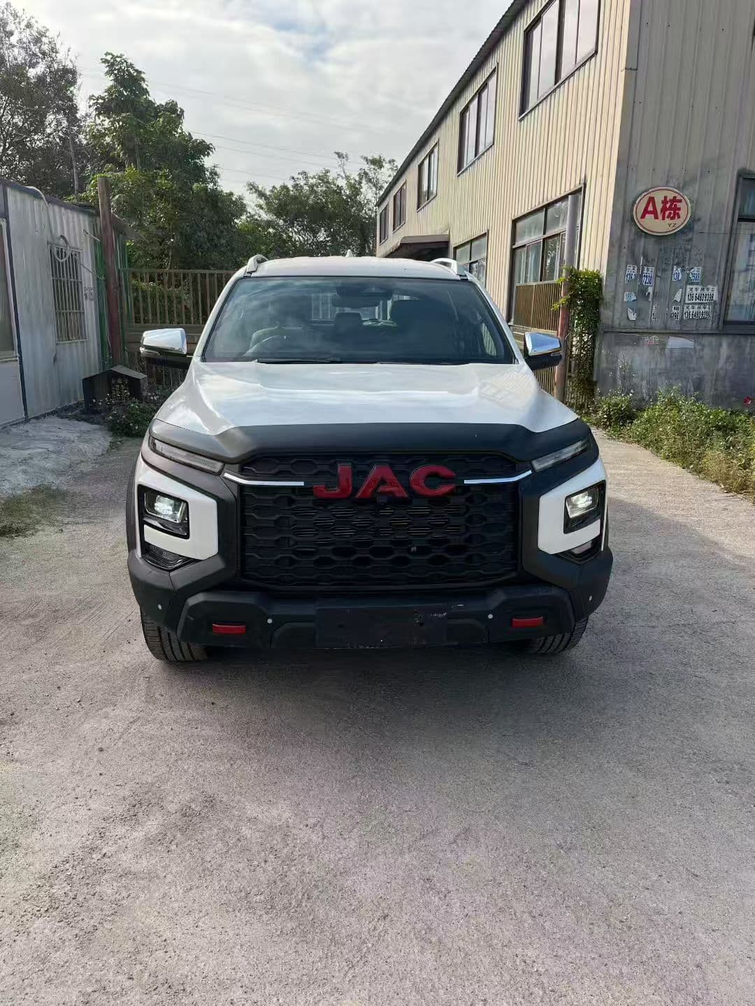 is not for sale; it can only be purchased in batches of 10 units.; curated vehicle image
