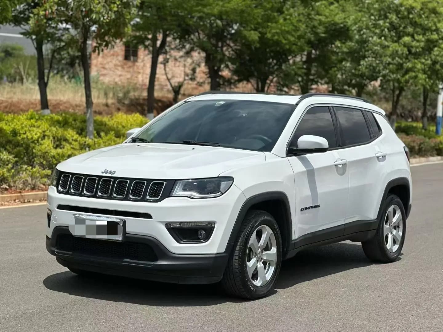 Jeep Compass – 2017款 200T Automatic Home Enjoyment Edition (Jiaxiang Edition); curated vehicle image
