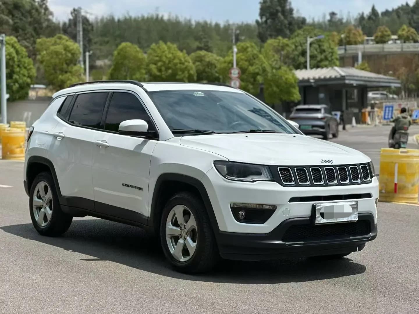 Jeep Compass – 2017款 200T Automatic Home Enjoyment Edition (Jiaxiang Edition) photo 4