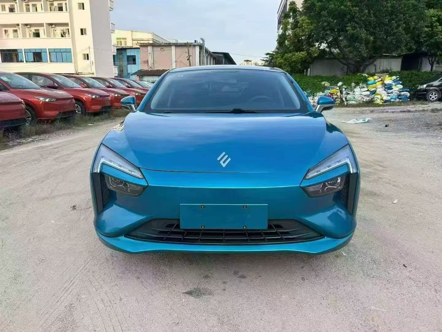 Jiangling Yi Fully Electric photo 3
