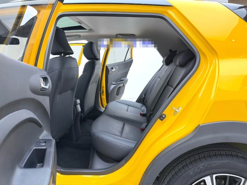 Kia Yipao (Sonet/Stonic) – 2021款 Quxiang Sunroof Edition photo 3