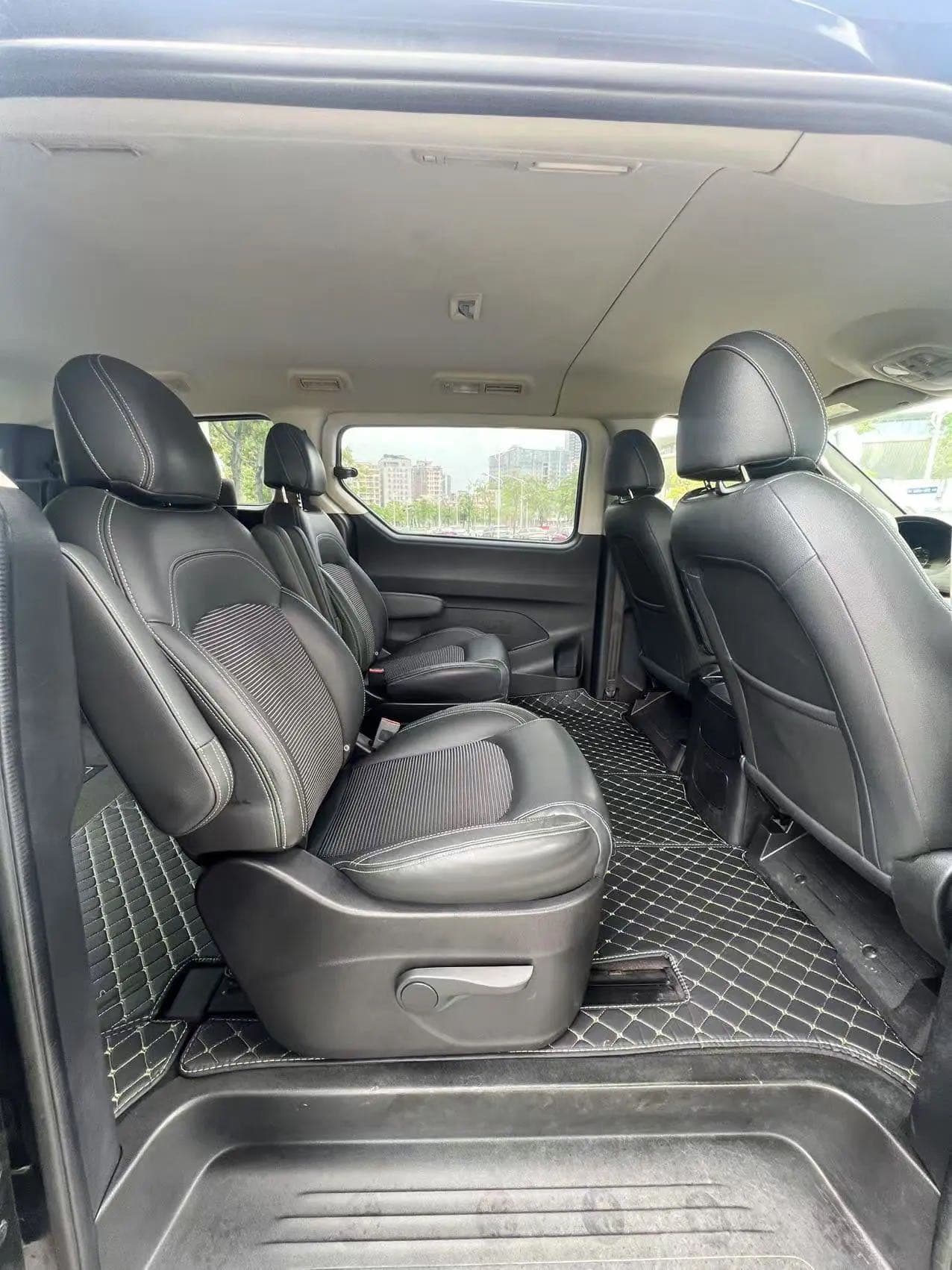 Maxus G10 – 2016款 2.0T Automatic Fashion Edition – Large MPV photo 3