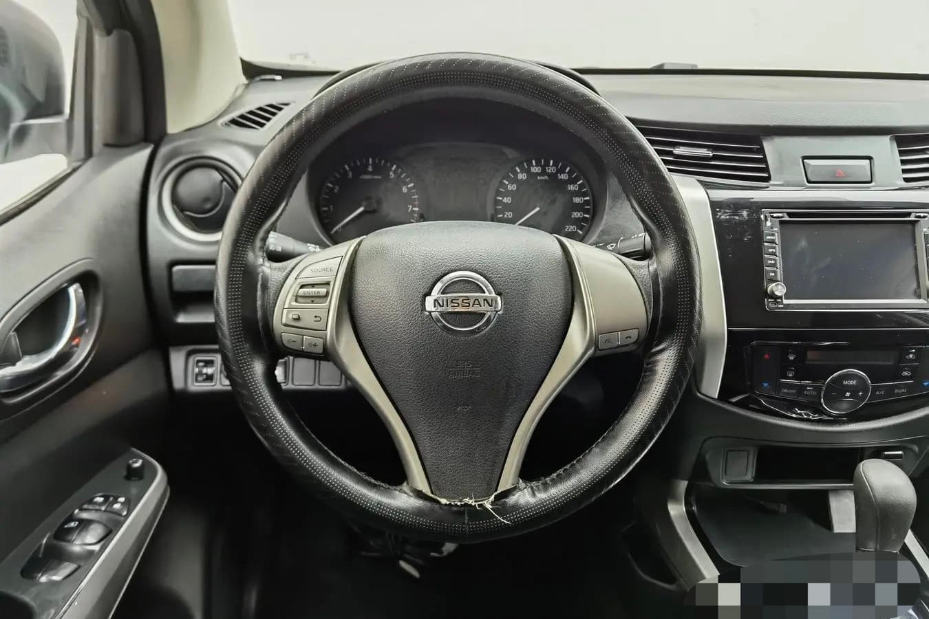 Nissan Navara – 2017款 2.5L Automatic 2WD Luxury Edition QR25 photo 10