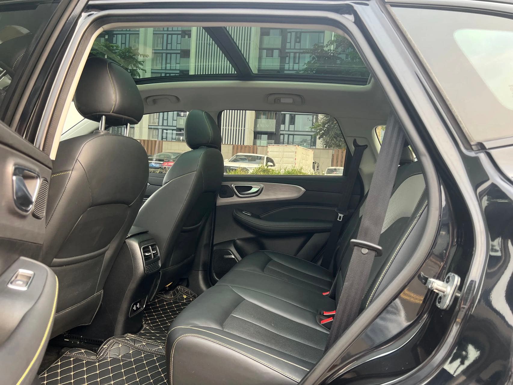 Roewe RX5 – 2020款 PLUS 300TGI Automatic Ali Guochao Ronglin Edition photo 3