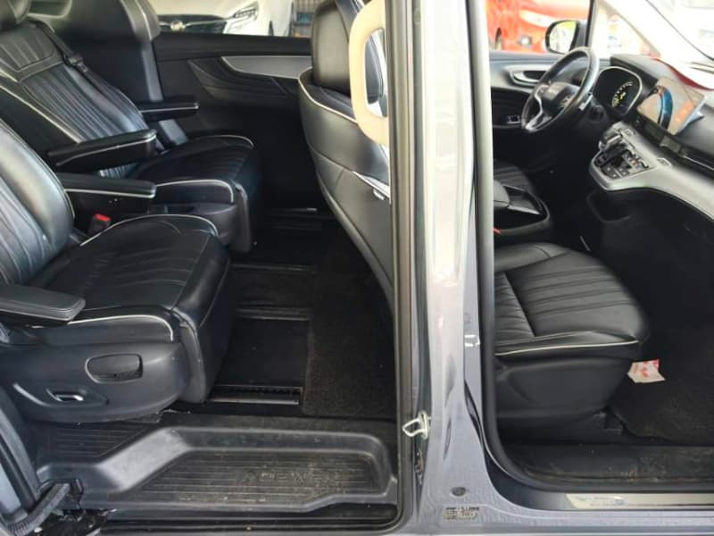 Roewe iMAX8 – 2021款 Zunrong Edition (Honor/Royal Edition) photo 4