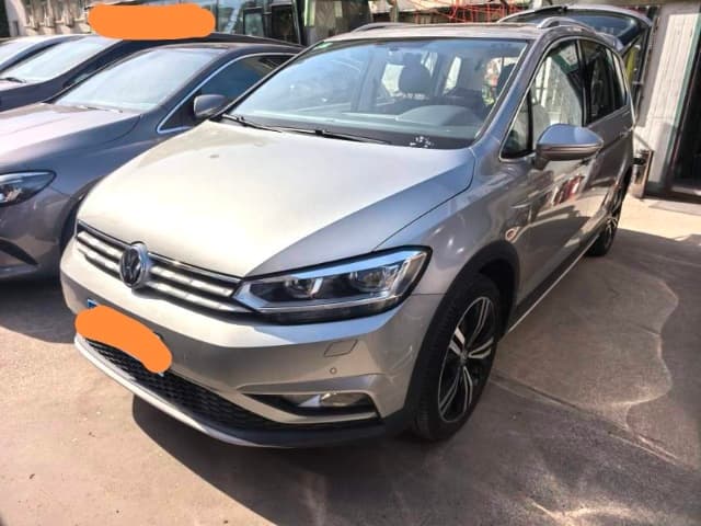 2021 Volkswagen Tiguan L Cross Edition photo 3