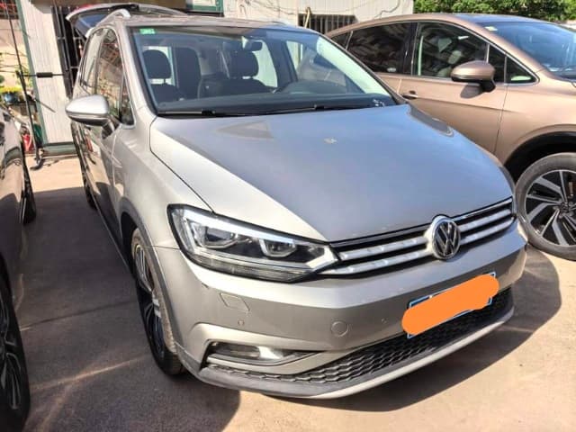 2021 Volkswagen Tiguan L Cross Edition photo 4