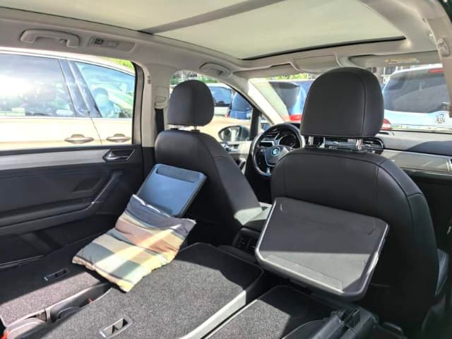 2021 Volkswagen Tiguan L Cross Edition photo 9